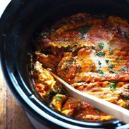 Super Easy Skinny Veggie Crockpot Lasagna - a handful of simple ingredients for a healthy family dinner. | https://become-fit.today